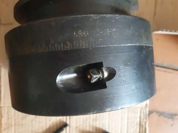 Запасные части к станкам резьбонарезным  5993-5А993